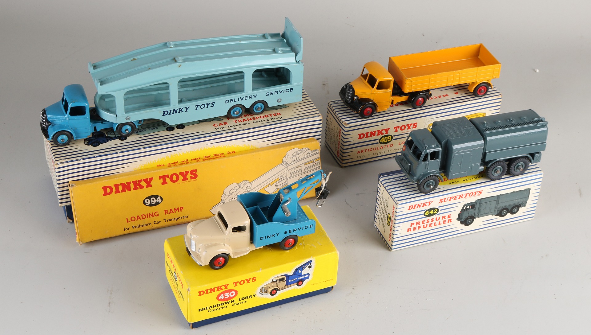 4x Dinky Toys