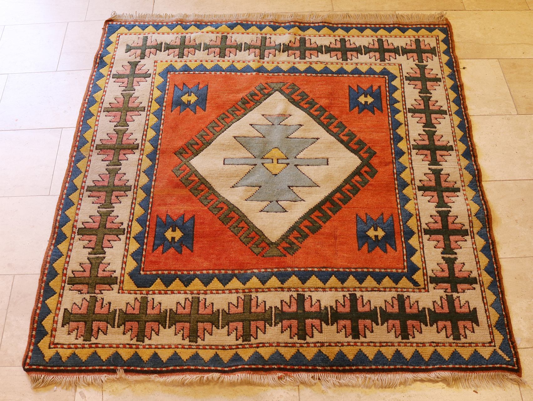 Kazak tapijt, 150 x 150 cm.