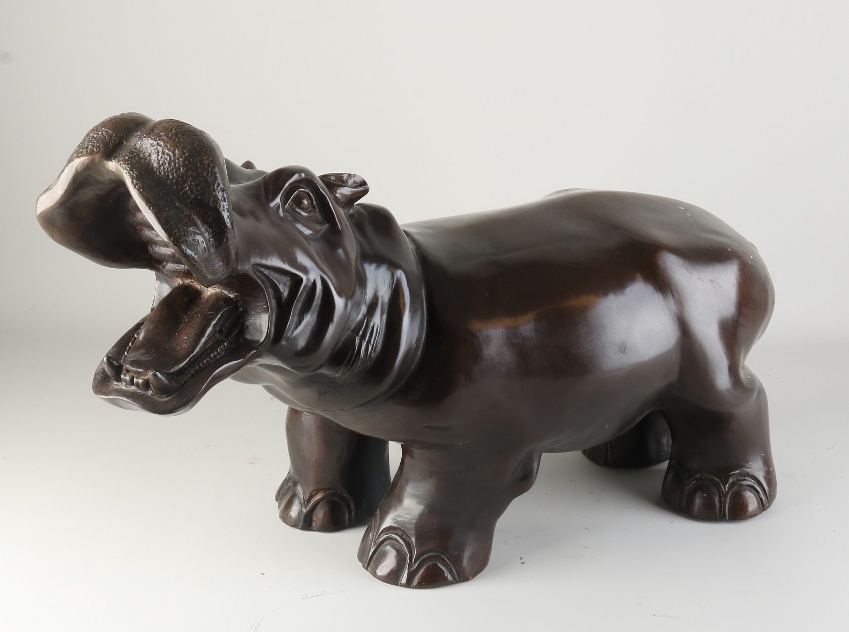 Bronzen beeld, Nijlpaard