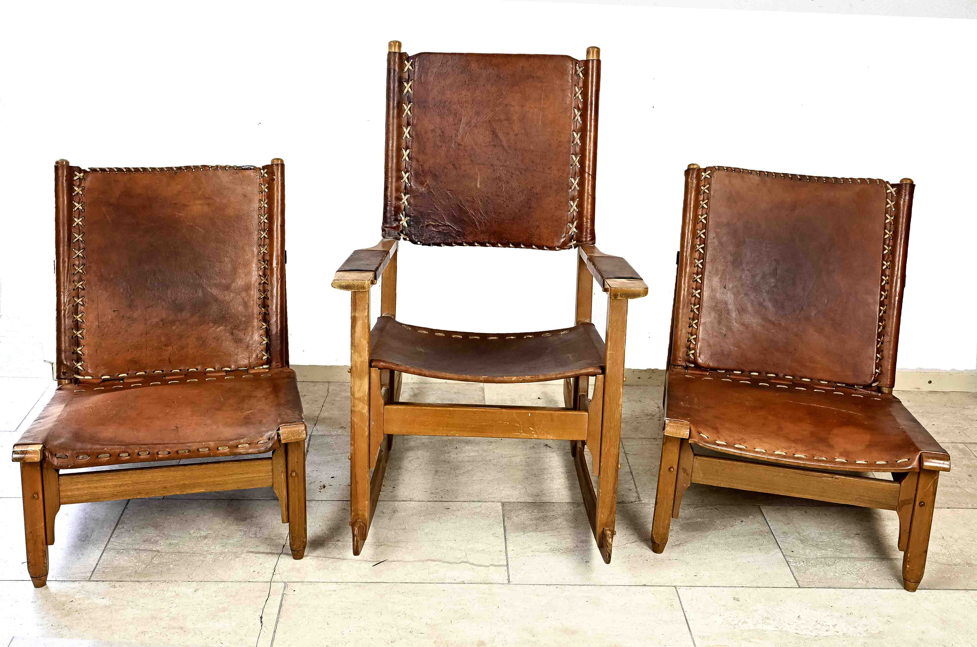 Drie design stoelen