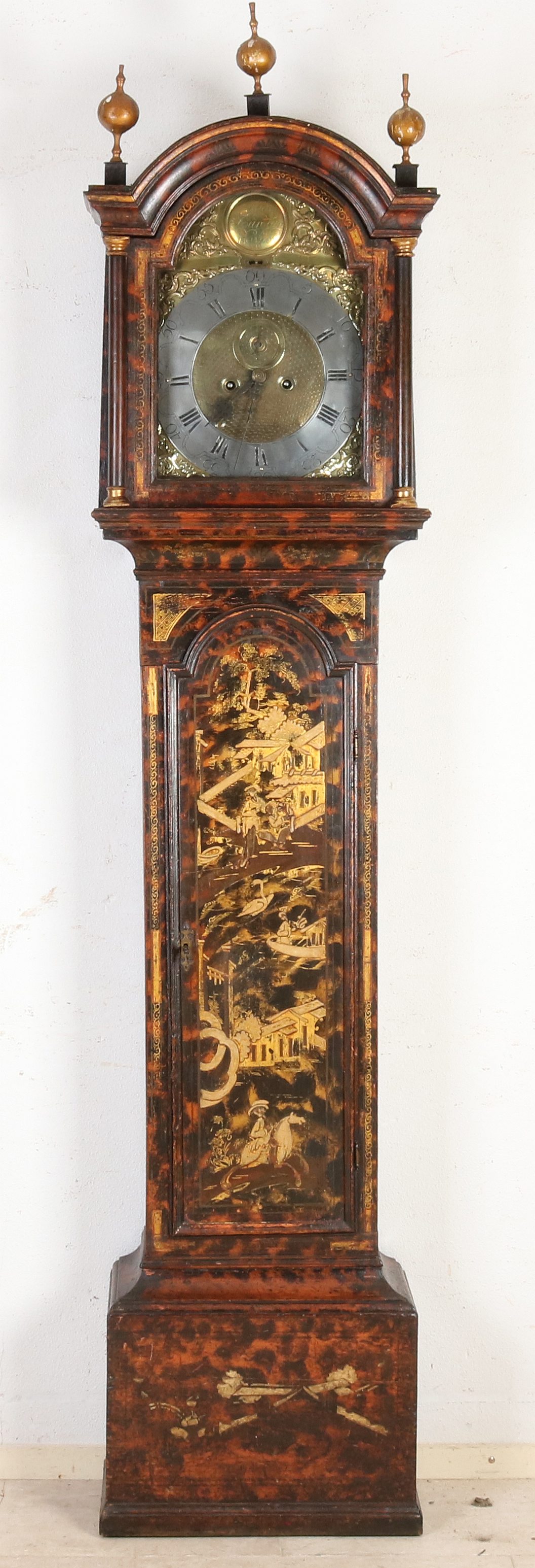 18e Eeuwse Engelse staande klok met chinoiserie, H 220 cm.