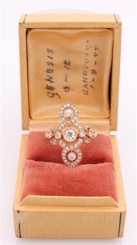 Antieke gouden ring met diamant