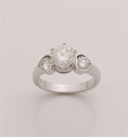 Witgouden ring met diamant