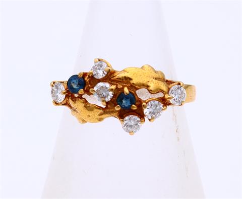 Gouden ring met saffier en diamant